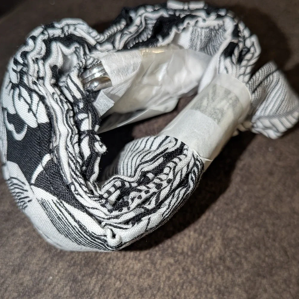 Vera Bradley Wide Lanyard Bedford‎ Blooms Black White Floral 26737-R80 NEW